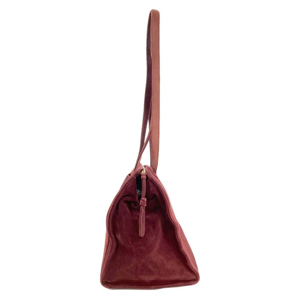 CHANEL Red Logo Tote Bag - Picture 3 of 16